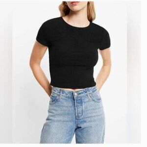 Express Fitted Crew Neck Cropped Tee Black Size Medium NWT